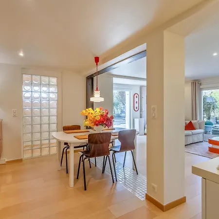 Apartment Acme Angon